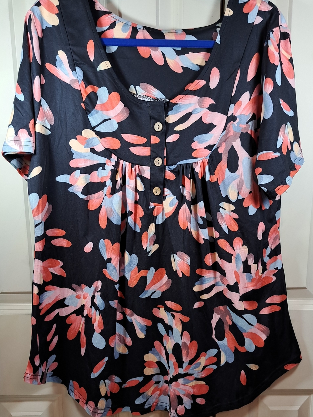 Women’s Floral Scoop Neck Top in Navy with Coral & Light Blue